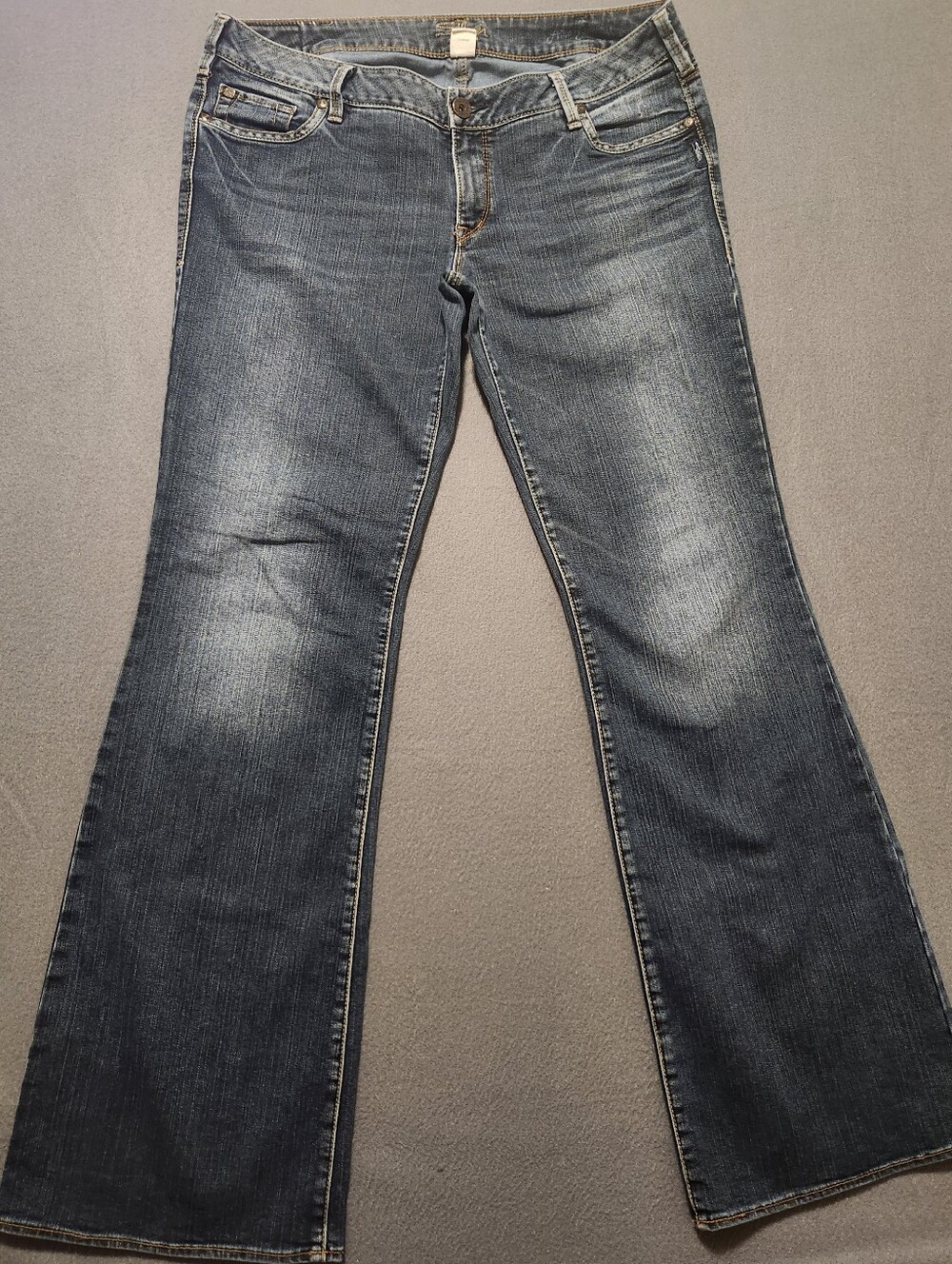 Silver Jeans Women Size 38 Blue Aiko Bootcut